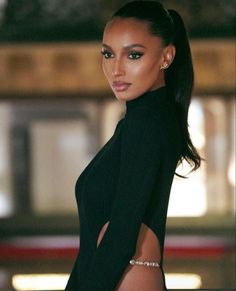 Pictures Of Jasmine, Brown Skin Makeup, Jasmine Tookes, Drawing Step, Favorite Makeup, Face Card