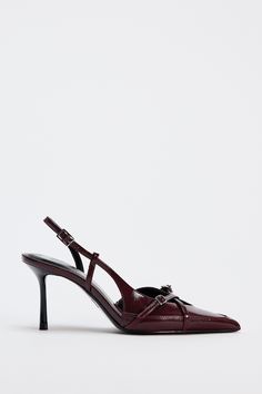 BUCKLED STRAP HEELED SHOES Zara Pointed Toe Heels, Triangle Heel Shoes, Zara Sling Back Heels, Zara Shoes 2022, Zara Shoes Women 2022, Buckled Shoes, Blazers Shoes, Zara Heels, Cardigan Sweater Vest