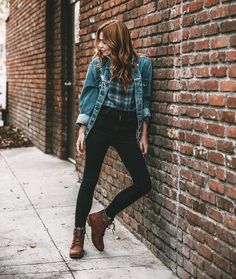 Fall Outfits For Teen Girls, Fall Outfits 2018, Outfits Edgy, Sweater Outfits Fall, Denim Jacket Outfit, Teva Sandals, Clothing Blogs, Fall Dress Outfit