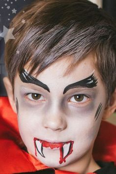 Kids Vampire Face Paint, Halloween Makeup For Boys, Kids Vampire Makeup, Dracula Makeup, Vampire Face Paint, Boy Halloween Makeup, Kids Halloween Face, Easy Halloween Face Painting, Halloween Makeup For Kids