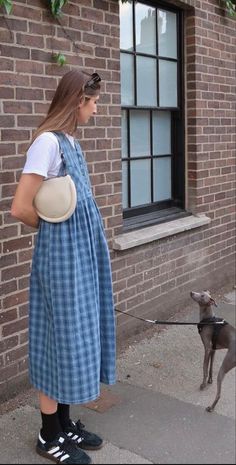 Spring Dresses Street Style, Modest Spring And Summer Outfits, Summer Funky Outfits, Gingham Dress Outfit Fall, Layering Clothes Summer, Shorteralls Outfits, Granola Work Outfit, Victoria Paris Outfits, Eclectic Summer Outfits