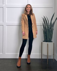 Outfits With Brown Chelsea Boots, Brown Chelsea Boots Outfit Women, Chealse Boot Outfit Women, Brown Chelsea Boots Outfit, Chelsea Boot Outfits Women, Dark Brown Chelsea Boots, Brown Fall Boots, Chelsea Boots Outfits, Brown Dress Boots