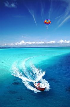 free yourself.... Namaste London, Parasailing, Six Feet Under, Luxury Holidays, French Polynesia, Bora Bora, My Bucket List, Holiday Destinations, Tahiti