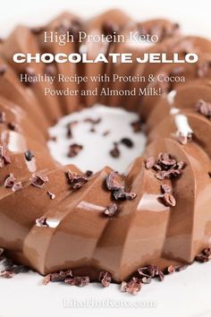 Sugar-free chocolate protein jello mold served with cacao nibs. Beef Gelatin Powder Recipes, Knox Gelatin Recipes, Carnivore Sweets, Gelatine Recipes, Healthy Jello, Protein Jello, Keto Pregnancy, Keto Mousse, Chocolate Jello