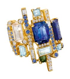 Chow Tai Fook, Halcyon bracelet, rectangular crystal slices, aquamarines, lapis… Whimsical Jewelry, High Jewellery, Put A Ring On It, Bling Rings, High Jewelry, Jewellery Collection, Amazing Jewelry, Abstract Design