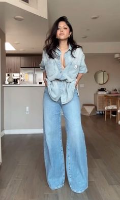 Wide Leg Outfits, Wide Leg Jeans Outfit Summer, Busy Mom Outfits, Bored Drawing, Wide Leg Jeans Outfits, Patch Pocket Jeans, Wide Leg Pants Outfit