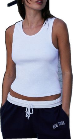 Ribbed Fitted Tank Top With Scoop Neck, Ribbed Fitted Scoop Neck Tank Top, Solid Ribbed Tank Straps Tops, Solid Ribbed Tops With Tank Straps, White Ribbed Casual Tank Top, White Ribbed Tank Top, Casual Style, Casual White Ribbed Tank Top, Fitted Basic Tank Top For Summer, Basic Ribbed Summer Tops