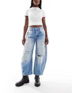 Jeans by Free People Denim that does it all Barrel leg Distressed finish High rise Belt loops Five pockets Branded patch on back Barrel Leg Jeans, Barrel Jeans, Jean Large, Free People Jeans, Jumpsuit Party, Free People Denim, Maxi Dress Trend, Active Wear Leggings, Plus Size Pregnancy