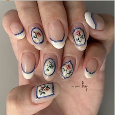 aoki nail French Tip Designs, Frame Nails, Ceramic Nails, Ideas For Thanksgiving, Ideas For Autumn, Fall Manicure, Flower Nail Designs, Fall Flower, Really Cute Nails