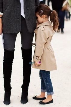 Bota Over, Baby Mode, Emmanuelle Alt, French Vogue, Bohol, Mom Daughter, Stylish Kids, Vogue Paris, Fashion Kids