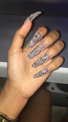 Long Glitter Nails, Baddies Nails, Nails Baddie, Boys With Tattoos, Nails Pedicure, Nails 2018, Hacks Beauty, Instagram Baddie, Nails Green