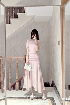 Outfit Everyday, Clean Fashion, Half Body, Fashion House, Lookbook Outfits, Beautiful Dress, Beautiful Dresses, Long Dress