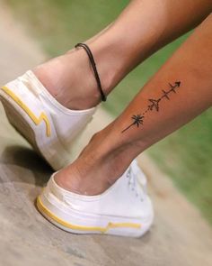 The 90 Most Popular Symbols For Travel Tattoos | Unique & Cute Travel Tattoo Ideas Tattoo Pierna Hombre, Tattoo Leggings, Adventure Tattoo, Plane Tattoo, Tatuagem Masculina Pequena, Airplane Tattoos, Travel Tattoos, Palm Tattoos