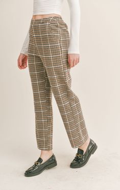 Look effortlessly chic with Plaid Gossip Girl Pants! This plaid pants will give you a perfect fit and the perfect look for any occasion. With its timeless style and flattering fit, it'll become a wardrobe favorite. Get the perfect style and fit with Gossip Girl Plaid Pants! Product Details: Front Functional Pockets Hidden Closure Back Elastic Waist Band Front Zipper 97% Polyester 3% Spandex Product Measurements: Model is wearing a size Small!! Cognac Shoes, Plaid Dress Pants, Overalls Pants, Cardigan Sweater Dress, Perfect Style, Plaid Pants, Romper Dress, One Piece Dress, Active Wear Tops