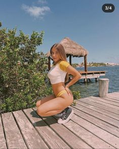 Monica Moran, Sophie Reynolds, Don't Need Anyone, Nice Bikinis, Converse Style, Outfit Mujer, Cute Lingerie, Hot Shorts, Blonde Women