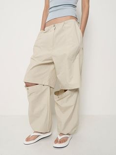 This is a trendy and casual pants by Porta that is made out of high quality and sturdy material. With distinctive mood of the design and comfortable wear, you can style it for your casual daily outfit.- 2 way pants with adjustable length- Detachable lower leg with snaps- Trendy and casual mood Lower Leg, 2 Way, Daily Outfits, Casual Pants, Clothes For Women, High Quality, Pants, How To Wear, Clothes