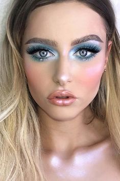 90s Makeup: The Past Trends 2020 is Willing to Revive | Glaminati.com 90’s Makeup, Blue Eyeshadow Looks, Natural Lipstick, Lips Shades