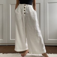 Aritzia Wilfred Wide Leg Button Up Pants White Sz 0. Crisp White Wide Leg Pants. A Great Fit! Linen. Worn Once And Dry Cleaned. Wilfred Pants, White Wide Leg Pants, Pants White, Aritzia Wilfred, Leg Pants, Wide Leg Pants, Pant Jumpsuit, Wide Leg, Button Up