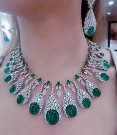 Cabochon Deep Green 194.25CT Emerald With Brilliant 52.57CT CZ Gorgeous Necklace Crystal Wedding Jewelry, Bridal Diamond Jewellery, Fashion Closet, Diamond Jewelry Necklace, Women's Jewelry Sets, Fancy Jewellery, A Necklace, Fabulous Jewelry, Gorgeous Jewelry