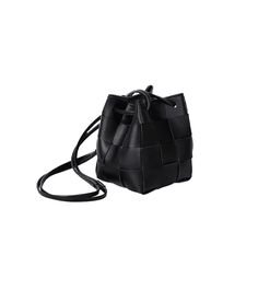 Eve Lee La-el (Seo Ye-ji) Inspired Bag 001 - ONE SIZE ONLY - 14 CM x 14 CM x 19 CM / Black / Bag Is Unable To Fit iPad - Handbags Modern Square Bucket Bag As Gift, Casual Square Mobile Phone Bag, Black Pouch For Daily Use, Black Square Box Bag For Daily Use, Modern Black Pouch For Everyday Use, Black Square Bag For Mobile Phone, Black Bucket Shoulder Bag For School, Black Shoulder Bucket Bag For School, Black Square Bag With Removable Pouch