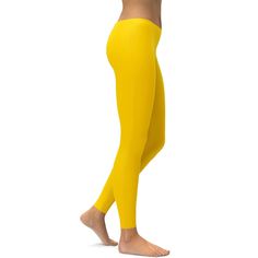 These deep yellow leggings almost make your legs look like they are gold plated ;) The lovely little matt gloss that goes with it finishes these leggings of. They combine perfectly with some darker colors. E.g. Black shoes and a chocolate brown top. Yellow Leggings Outfit, Lemon Grab, Outfit Yellow, Yellow Leggings, Dark Fairycore, Deep Yellow, Leggings Outfit, Brown Top, Outfits With Leggings