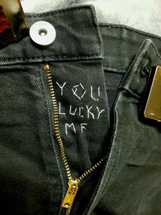 Diy Embroidered Patch, Patch Pants Ideas, Band Patches Diy, Punk Pants Diy, Punk Patch Ideas, Patch Ideas Punk, Patches On Pants, Punk Patch Jacket, Diy Punk Shirt