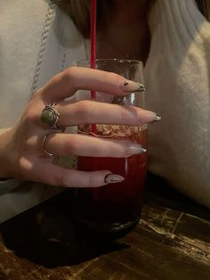 #chrome #naildesign #nailidea #aesthetic #heart #nailart #acrylic #mocktails Aesthetic Heart, Chrome Nail Art, Short Press On Nails, Trendy Aesthetic, Heart Nails, Chrome Hearts, Nude Nails, Mocktails