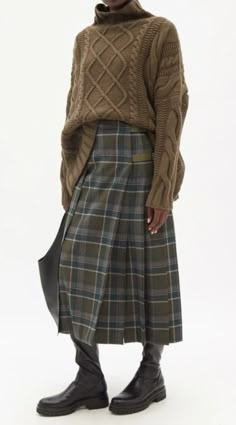 Tartan Skirt Outfit, Curvy Summer Outfits, Summer Outfits Black Woman, Kilt Outfits, Summer Outfits Black, Home Wear Women Pajamas, Winter Skirt Outfit, Party Style, Style Office