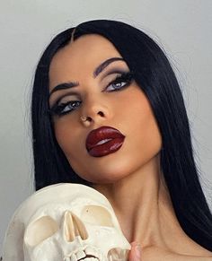 Morticia Addams Portrait, Morticia Hairstyle, Denis Leary, Makeup Everyday, Maquillage On Fleek, Glam Makeup Look, Dope Makeup