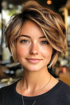 bixie haircut, Sun-Kissed & Playful Bixie Bob Haircuts Layered, Haircuts Layered, Hair Movement, Layered Bob Haircuts, Caramel Balayage, Mom Hairstyles, Penteado Cabelo Curto, Cute Hairstyles For Short Hair, Pixie Bob