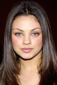 Romantic Ethereal Gamine Mila Kunis Mila Kunis Young, Mila Kunis Hair, Mila Kunis Style, Johanna Mason, That 70s Show, Mila Kunis, Black Swan, Hottest Celebrities, Eye Color