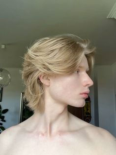 Blond Men Long Hair, Blond Hairstyles Men, Men Hair Blonde, Blonde Hair Men Long, Light Blonde Hair Men, Blonde Hair Color Ideas Men, Man Hair Color Ideas Guys, Blonde Boy Hair Styles, Blonde Long Hair Men