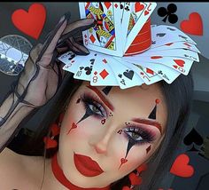 Queen Of Hearts Glam Makeup, Playing Cards Halloween Costume, Deck Of Card Costume, Queen Of Heart Party, Queen If Hearts Makeup, Casino Costume Ideas, Deck Of Cards Halloween Costume, Cute Queen Of Hearts Makeup, Magician Makeup Halloween