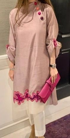 Stylish Kurtis Design, New Kurti Designs, Simple Kurta Designs, Designer Kurti Patterns, Pakistani Fashion Casual, Kurti Designs Latest, Stylish Short Dresses