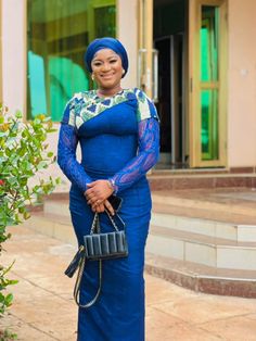 Asoebi Lace Styles Classy, Asoebi Lace Styles, Asoebi Lace, Native Wears, Kente Styles, Lace Styles, Lace Fashion, Fashion Classy, Lace