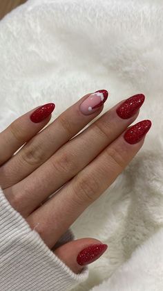 Nail Ideas 2023 Christmas, Christmas Nails 2023 Coffin, Nails Ideas Red, Christmas Looks Outfits, Nails Red Christmas, Red Nails Ideas, Nail 2022