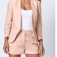 New Without Tags Blazer Is Size 24 And Shorts Are A Size 22 Venus Clothing, Venus Fashion, Linen Shorts Women, Venus Swimwear, Older Women Fashion, Blazer And Shorts, Work Wear Women, Pink Linen, Linen Blazer