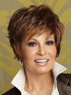 Hairstyles For Heavy Women Over 50 | Like cut and Love color! | Hair styles Formal Hairstyles For Short Hair, Layered Haircuts For Women, Short Hairstyles For Thick Hair, Mom Hairstyles, Short Layered Haircuts, Raquel Welch