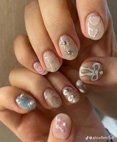 Weird Nail Designs, Korean Y2k, Stunning Nails, Hippie Nails, Art Magic, Baby Nails, The Time Machine, Y2k Nails, Crazy Nails