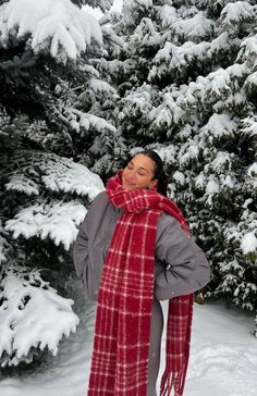 Winter Cabin Instagram Pictures, Winter Cabin Photoshoot, Breckenridge Colorado Winter Outfits, Winter Ig Pictures, Montana Fits, Instagram Pictures Winter, Winter Instagram Pictures, Snow Day Aesthetic, Winter Aesthetic Instagram