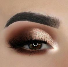 makeup makeup aesthetic makeup wallpaper makeup ideas makeup tutorial valentine day decor valentine day aesthetic woman fashion woman quotes makeup look natural makeup girl makeup vanity girl woman tattoo womans t Rose Gold Eye Makeup, Diy Wedding Makeup, Make Up Gold, Gold Eye Makeup, Wedding Makeup For Brown Eyes, Rose Gold Makeup, Prom Makeup Looks, Make Up Videos, Smink Inspiration