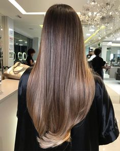 Cocoa Highlights, Blonde Hair Tips, Hair Dye Videos, Brown Hair Looks, Brown Hair Inspo, Brown Hair Balayage, Long Hair With Bangs, Brown Blonde Hair