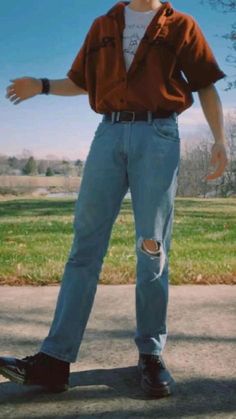 90s Vintage Aesthetic Outfit Men, Retro Vibes Outfit Men, Retro Outfit Ideas Men, Retro Men Outfit 80s, 80 Fashion Men, Hipster Aesthetic Men, 90s Men Style Outfits, Fun Outfits Men, Retro Style Outfits Men