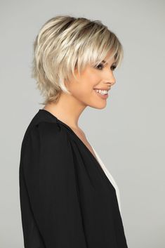 Hairstyles for Women Over 70 Gray Hair Spray, Hair For Older Women, Grey Hair Styles, Short Shaggy Haircuts, Medium Shag Haircuts, Bob Cut Wigs, Classy Hairstyles, Old Hairstyles, Short Shag Hairstyles