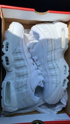 95s Nike, Nike Airmax Plus, Drip Outfit Men, Nike Tn, Shoe Wishlist, Baggy Style, Hype Shoes