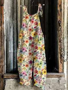 Work Aesthetic, Aesthetic Floral, Retro Mode, Linen Jumpsuit, Retro Print, Retro Prints, Romper Pants, Wide Leg Jumpsuit