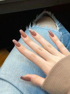 Plain Nails, Brown Nails