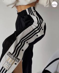 Adidas Dress, Mode Shoes, Simple Trendy Outfits, Mode Inspo, Sporty Outfits, Kpop Fashion Outfits