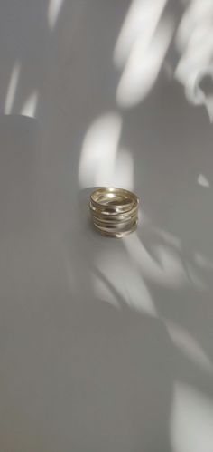 Minimal contemporary sterling silver spiral ring Minimal Contemporary, Spiral Ring, Style Expert, Style Moderne, Rings Statement, Artistic Designs, Ring Designs, Favorite Jewelry, Statement Rings