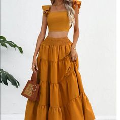 Solid Ruffle Trim Crop Top & Ruffle Hem Skirt! Brand New! The Skirt To Big For Me And I Decide To Sale It! Skirt And Crop Top, Ruffle Hem Skirt, Crop Top Set, Shein Dress, Hem Skirt, Ruffled Sleeve Top, Circle Skirt, Choir, Ruffle Trim